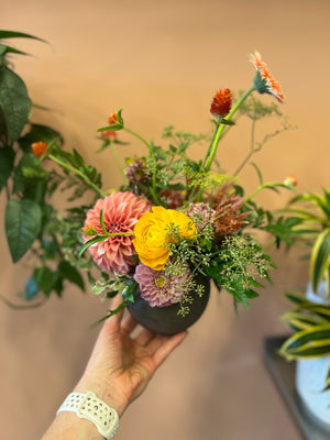 Floral Arrangement Subscription Medium